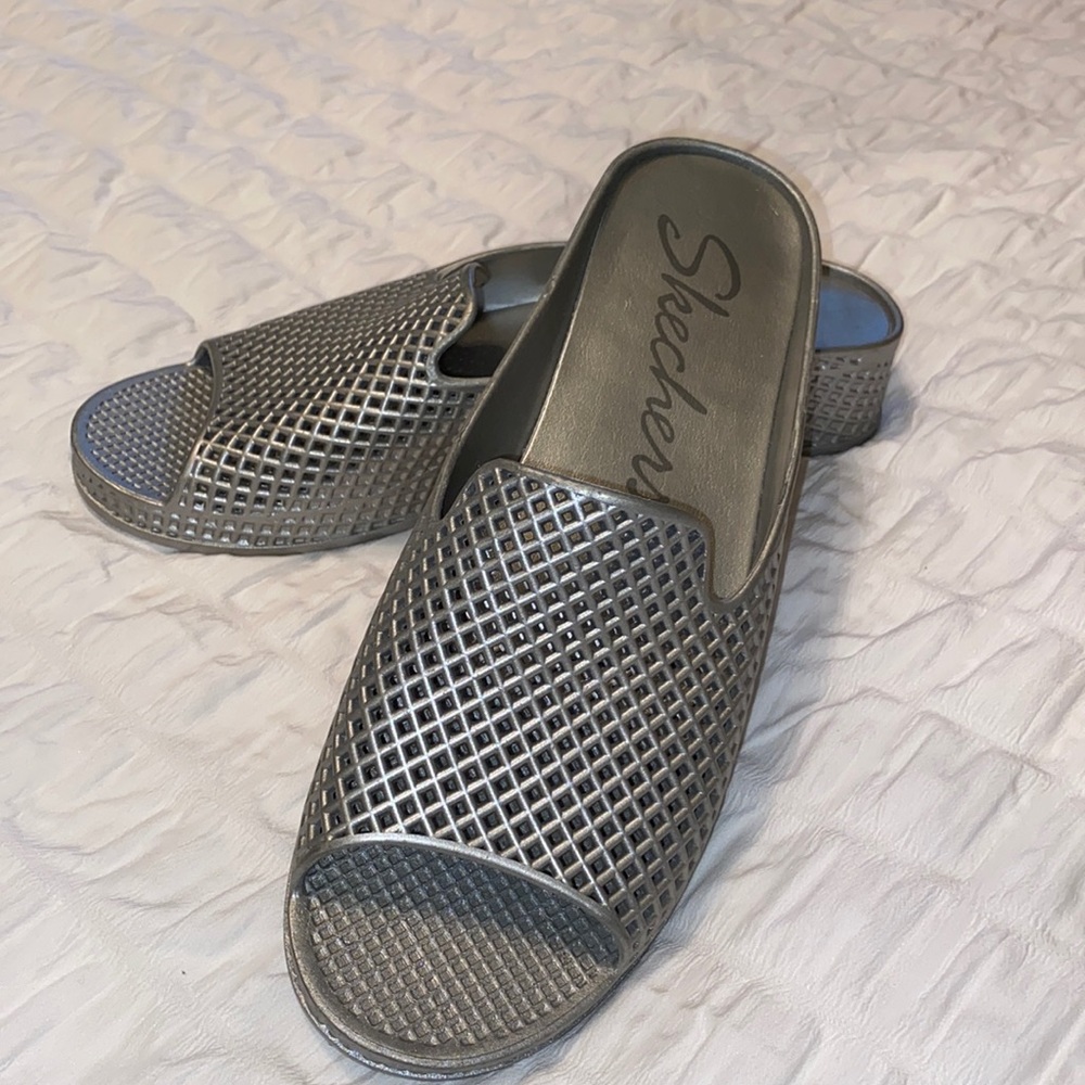 SKECKER SANDALS